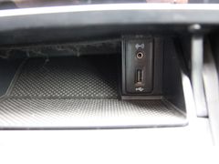 Fahrzeugabbildung Volkswagen Golf VII Variant Cup BMT*Navi*Winterpaket*PDC 2x