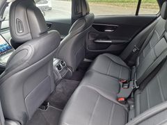 Fahrzeugabbildung Mercedes-Benz C 220d T Avantgarde Navi LED SiHz PDC RFK AHK