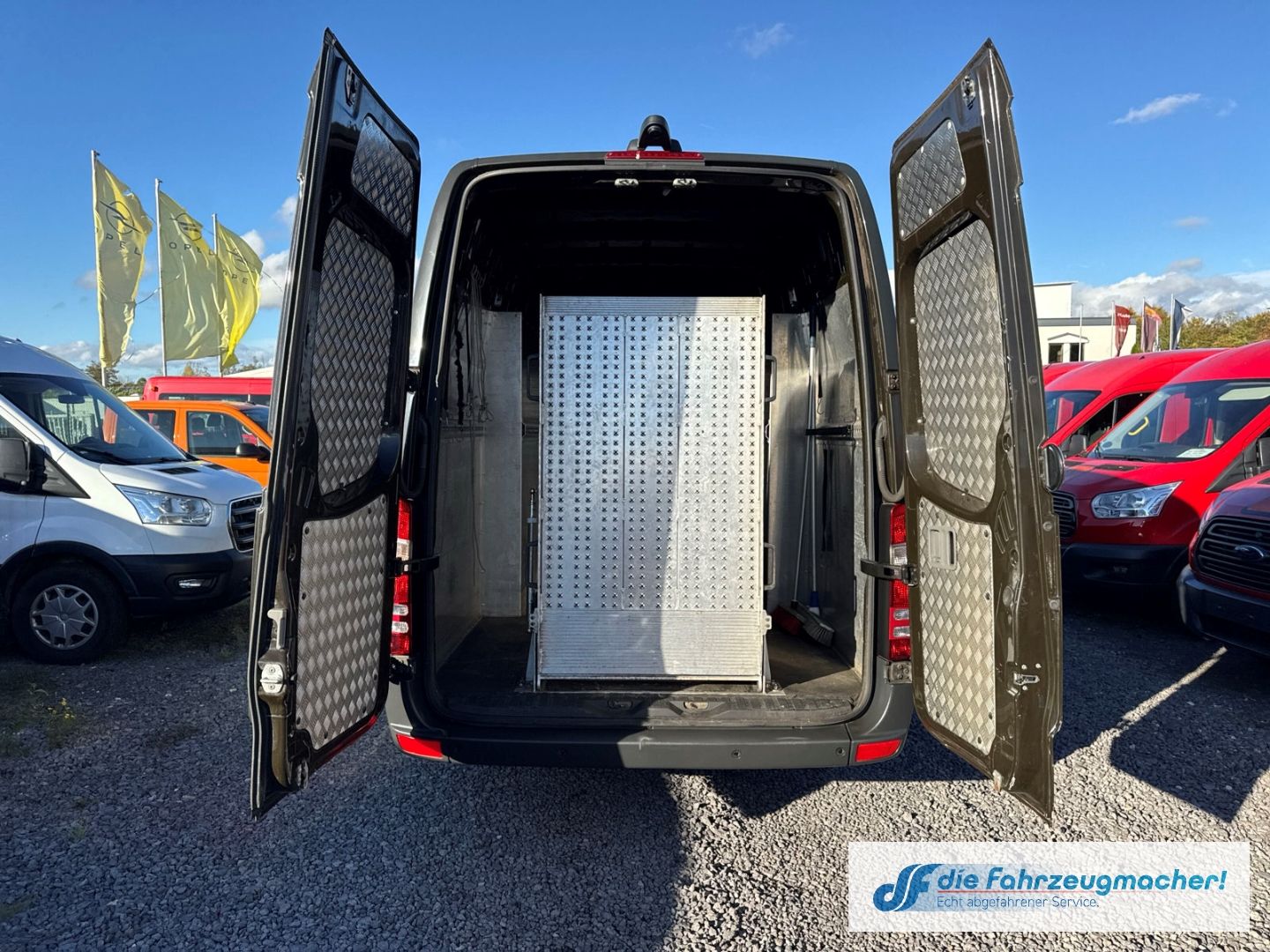 Fahrzeugabbildung Mercedes-Benz Sprinter II Kasten 316 Extra Lang XXL CDI Navi R