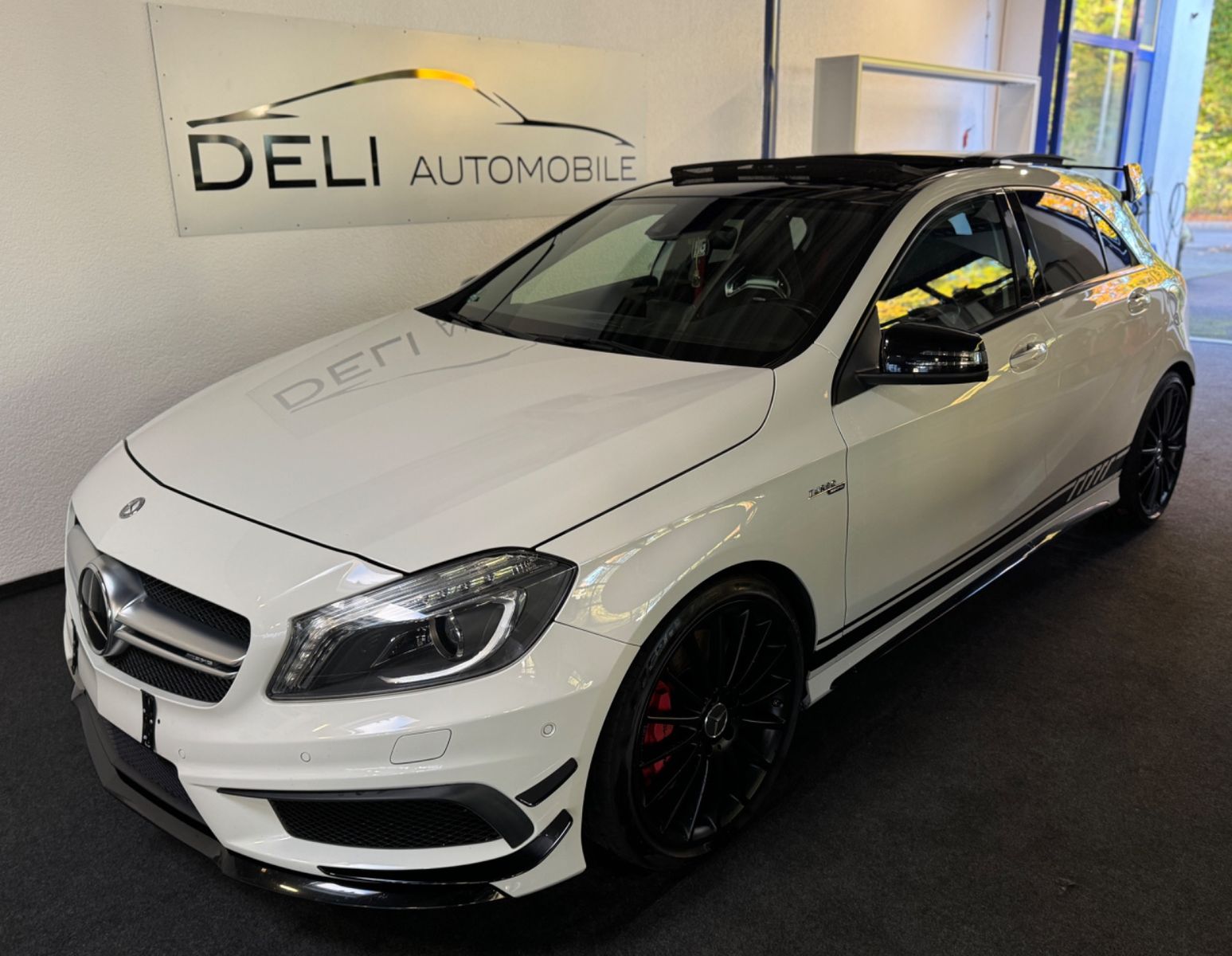 MERCEDES-BENZ A 45 AMG Performance 4Matic