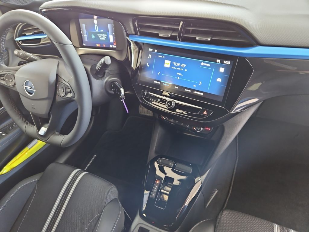Fahrzeugabbildung Opel Corsa 1.2 Direct Injection Turbo Hybrid 48V YES