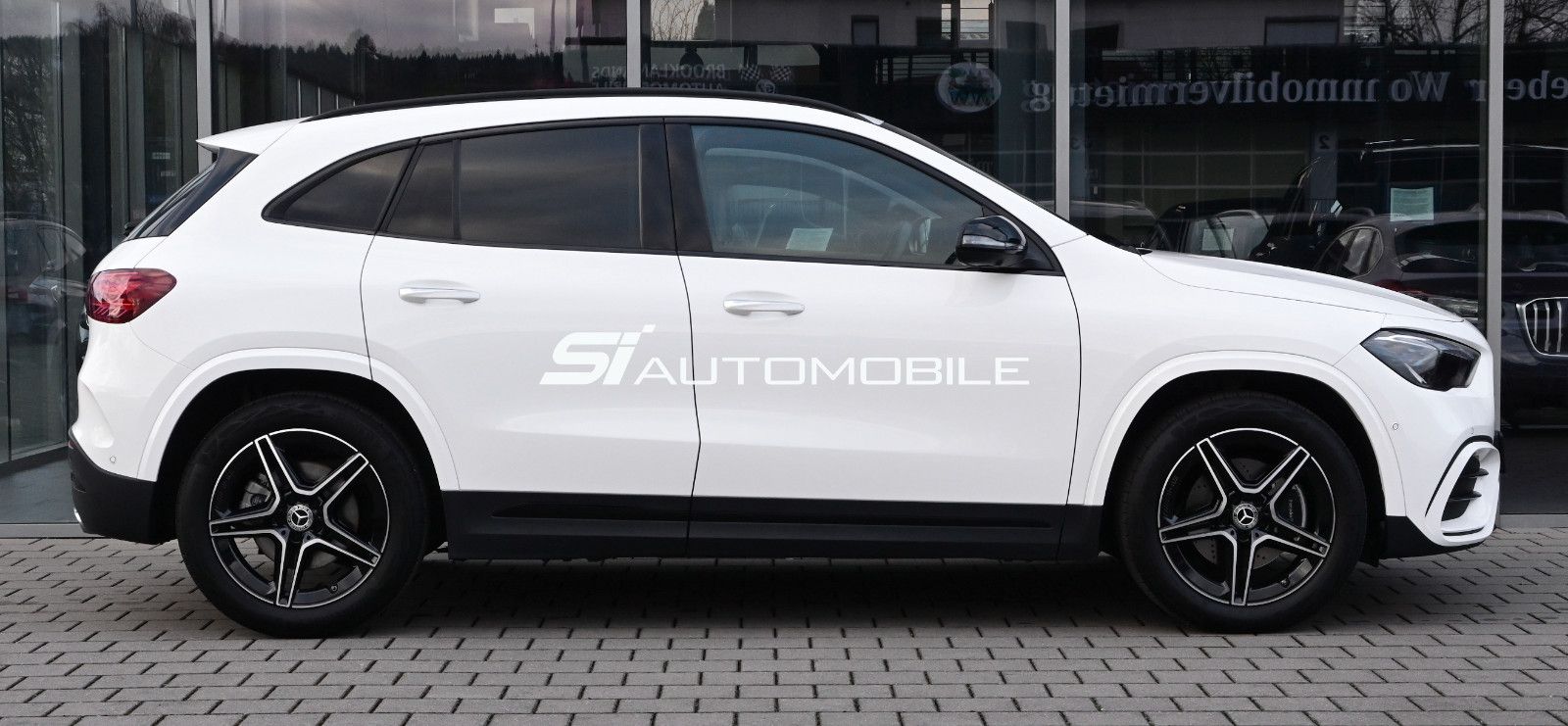 Fahrzeugabbildung Mercedes-Benz GLA 220 d 4Mat. AMG °ACC°AHK°360°MEMORY°KEYLESS°