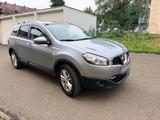 Nissan Qashqai+2 1.6 Acenta Acenta 7 Sitzer  Neu TüV  - graue Nissan Qashqai+2