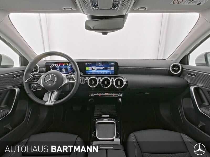 Mercedes-Benz A 180 PROGRESSIVE MBUX KAMERA SPUR JungerStern foto 5
