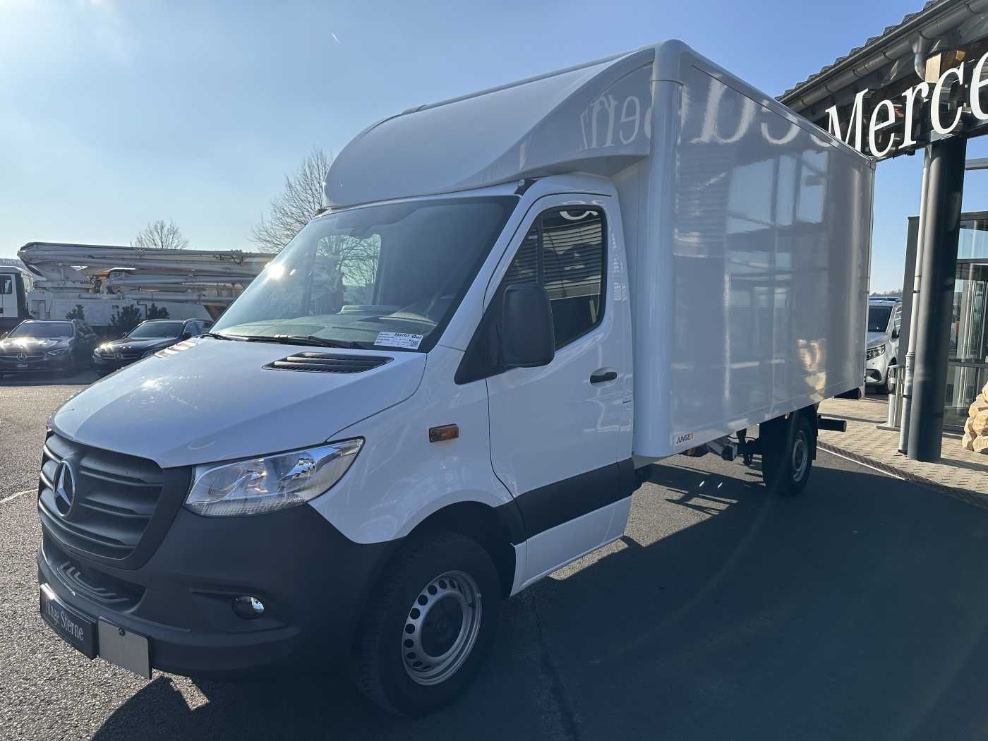Fahrzeugabbildung Mercedes-Benz Sprinter 317 CDI Koffer LBW Klima Kamera SHZ