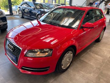 Audi A3 2.0 TDI Attraction*TÜV1226*Klima*Schiebedach