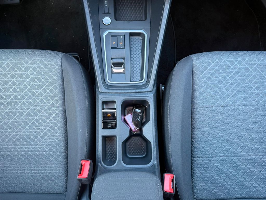 Ford Tourneo Connect L1 Titanium NAV*CarPlay*USB*
