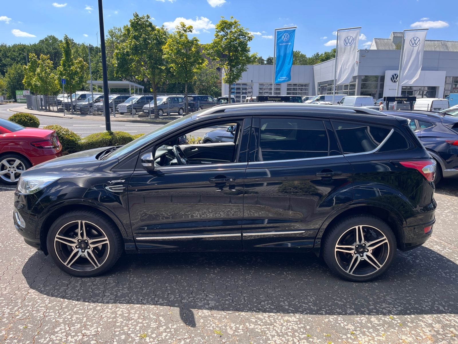 Fahrzeugabbildung Ford Kuga Vignale AWD AHK ACC * BEDINGT FAHRBEREIT