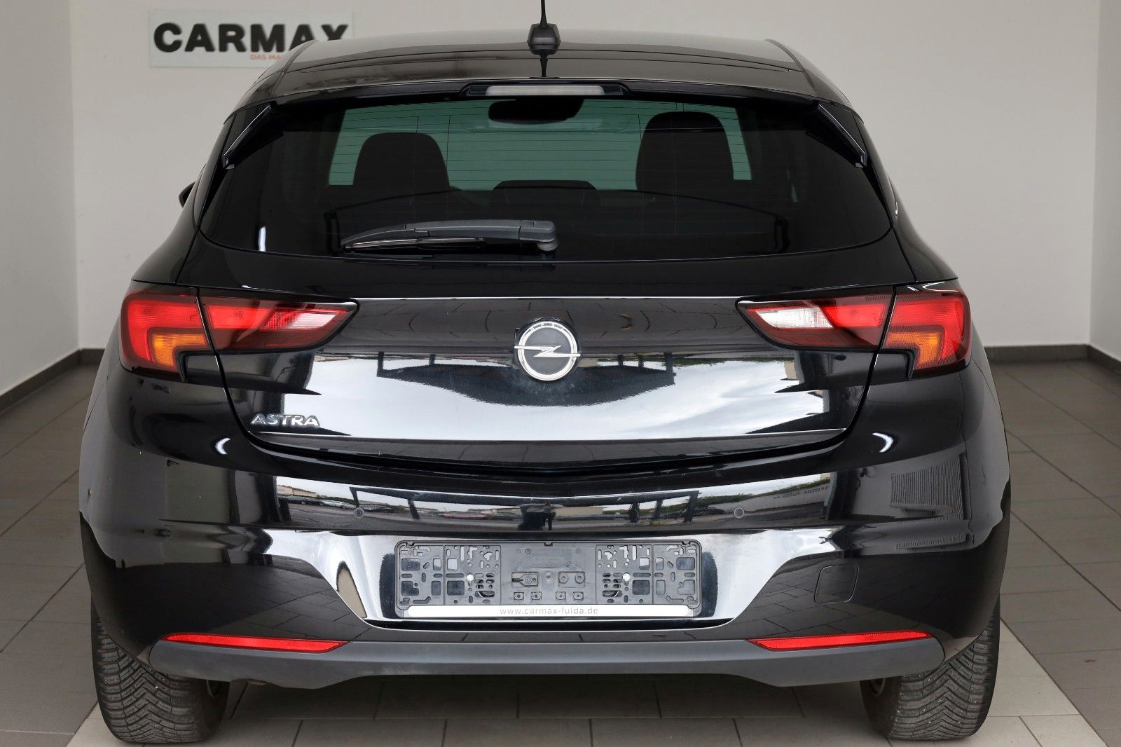 Fahrzeugabbildung Opel Astra K Lim. 5-trg. Edition Navi,LED,SH,PDC