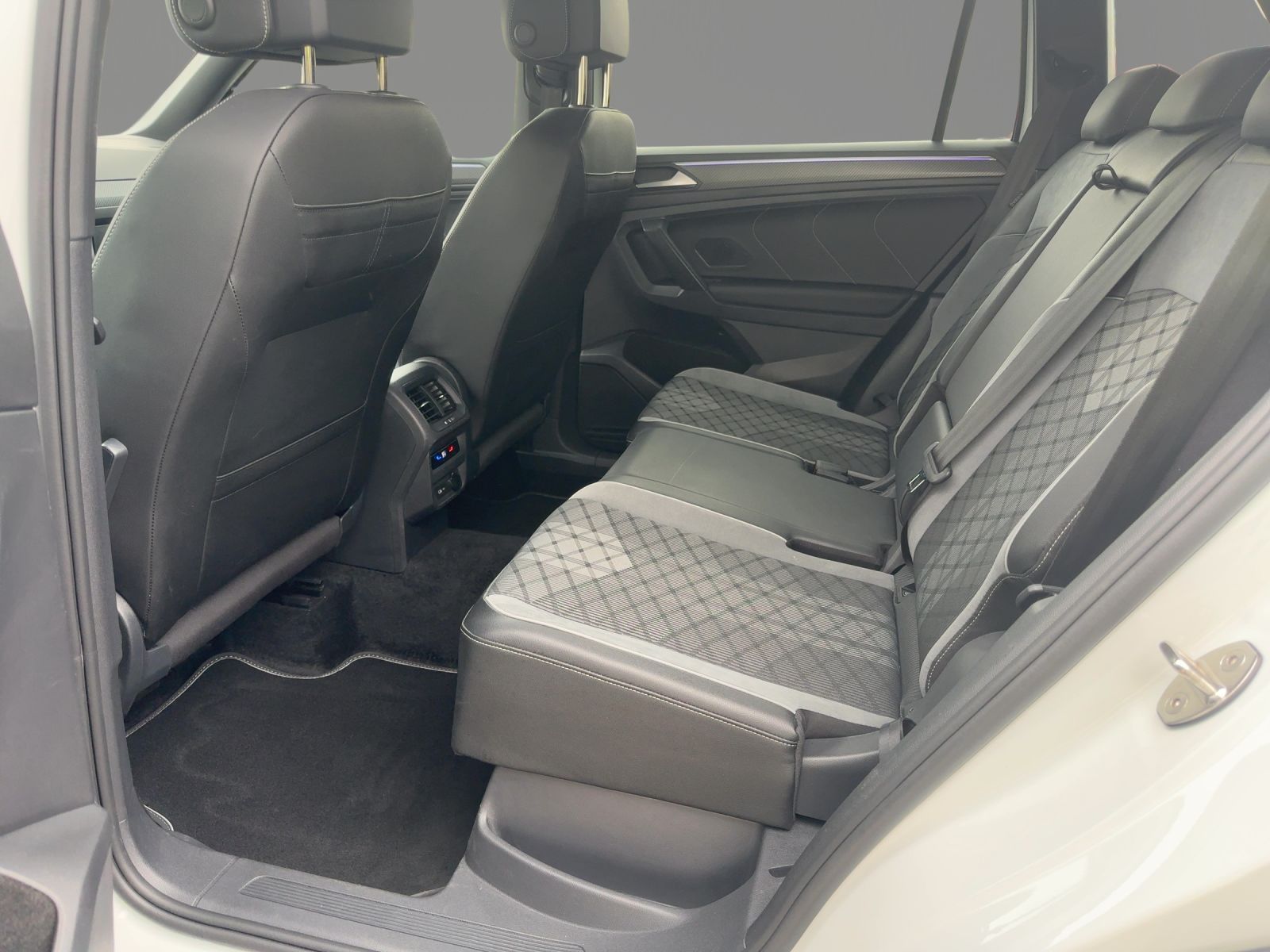 Volkswagen Tiguan Allspace - Bild 8