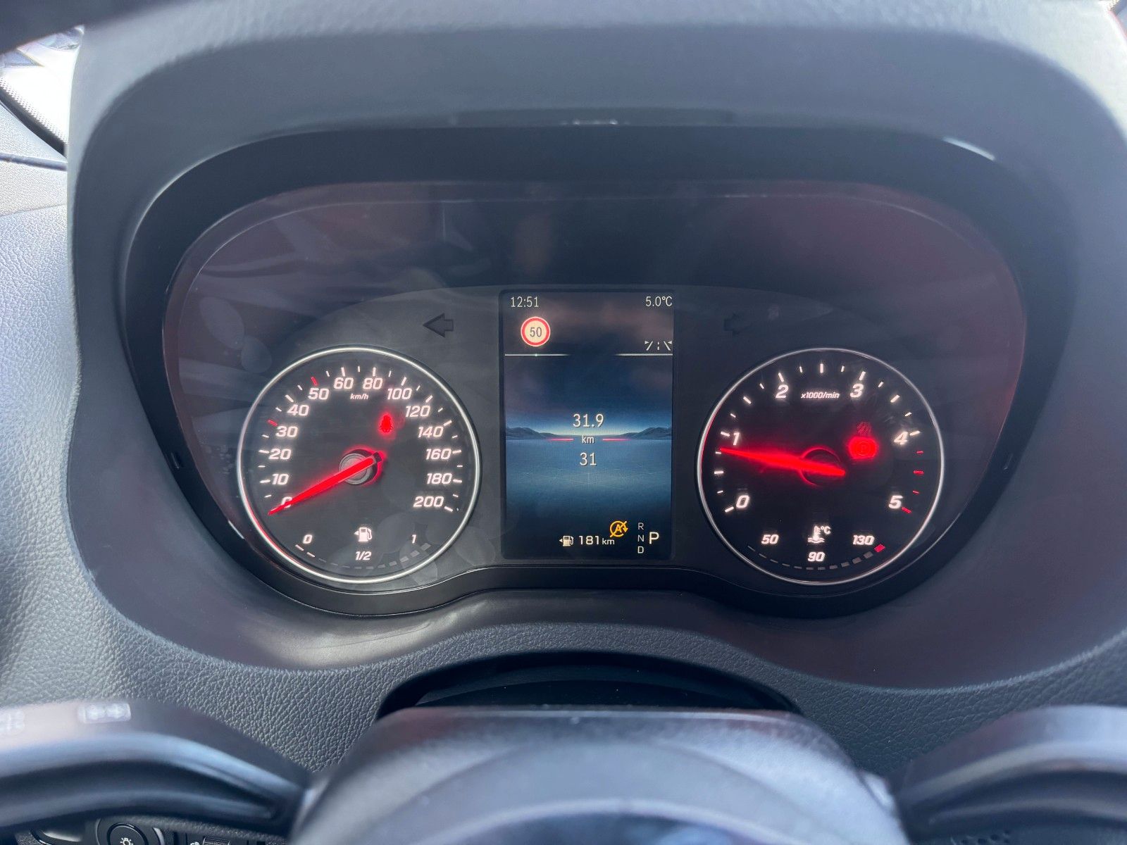 Fahrzeugabbildung Mercedes-Benz Sprinter 319 CDI 4325 Klima Kamera AHK