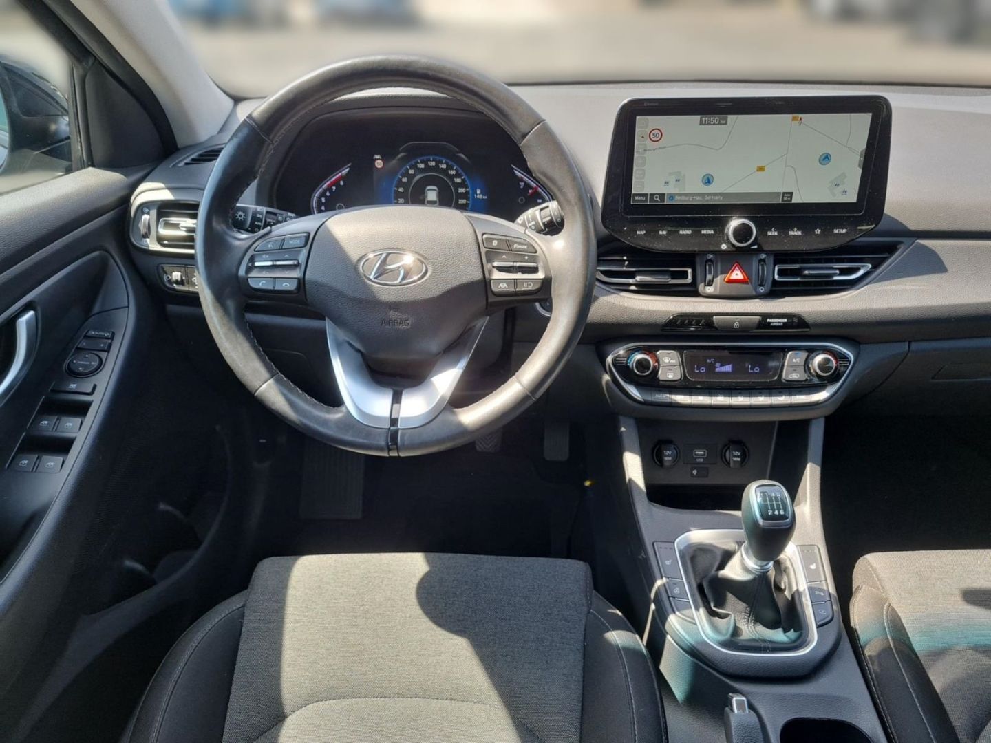 Fahrzeugabbildung Hyundai i30 FL Edition 30 PLUS Sitzheizung PDC Klima