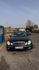 Mercedes-Benz E 240 4MATIC AVANTGARDE Avantgarde - gebrauchte Mercedes-Benz E 240 aus dem Jahr 2005