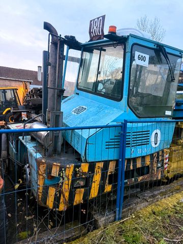 Volvo Kalmar Penta Terminal Tractor TT2004