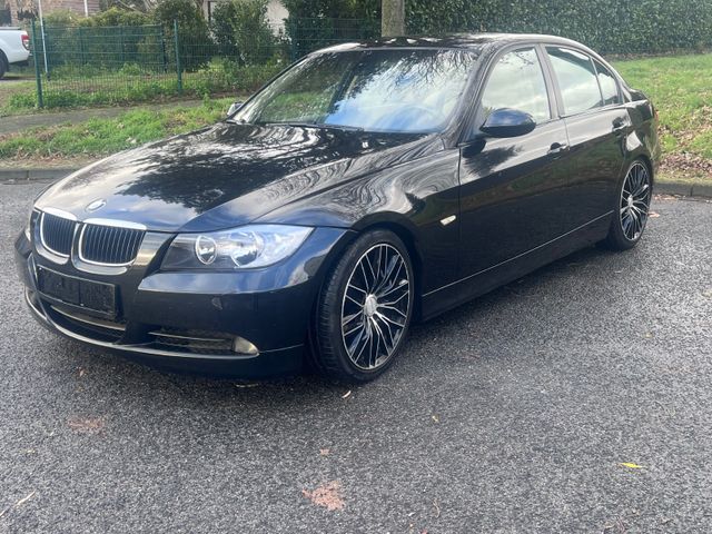 BMW 320 Baureihe 3 Lim. 320i