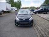 Hyundai i10 Classic Klimaautom-1Hand 67000Km - Hyundai i10 Gebrauchtwagen in Braunschweig