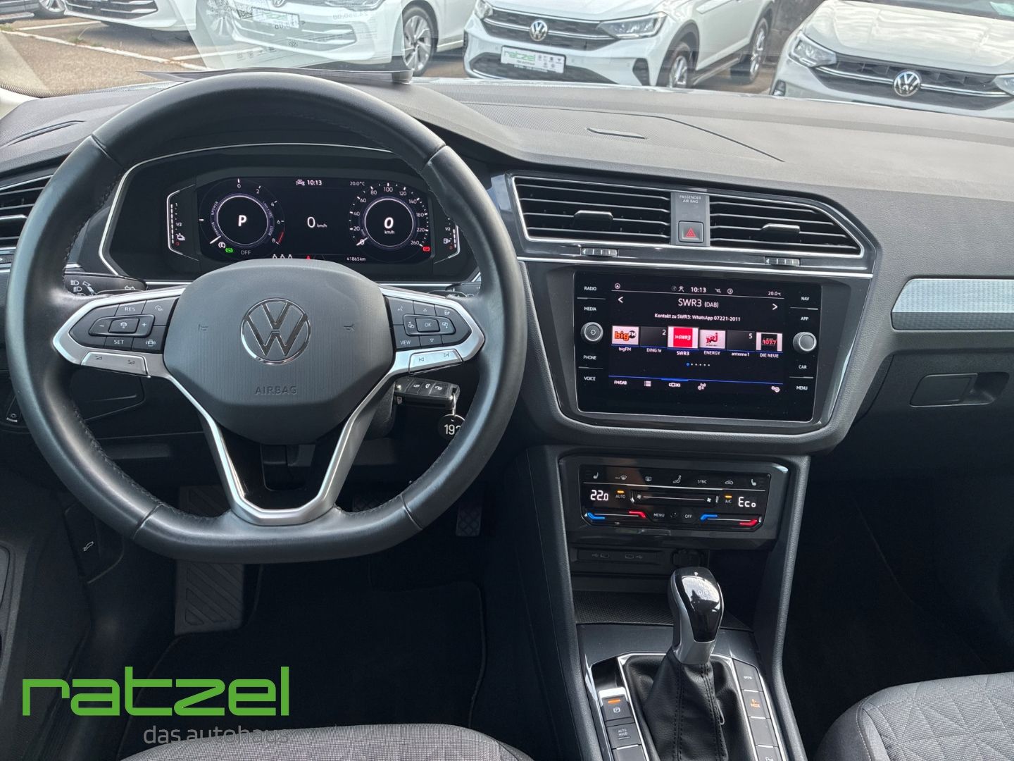 Fahrzeugabbildung Volkswagen Tiguan Life 1.4 eHybrid DSG AHK-klappbar Navi