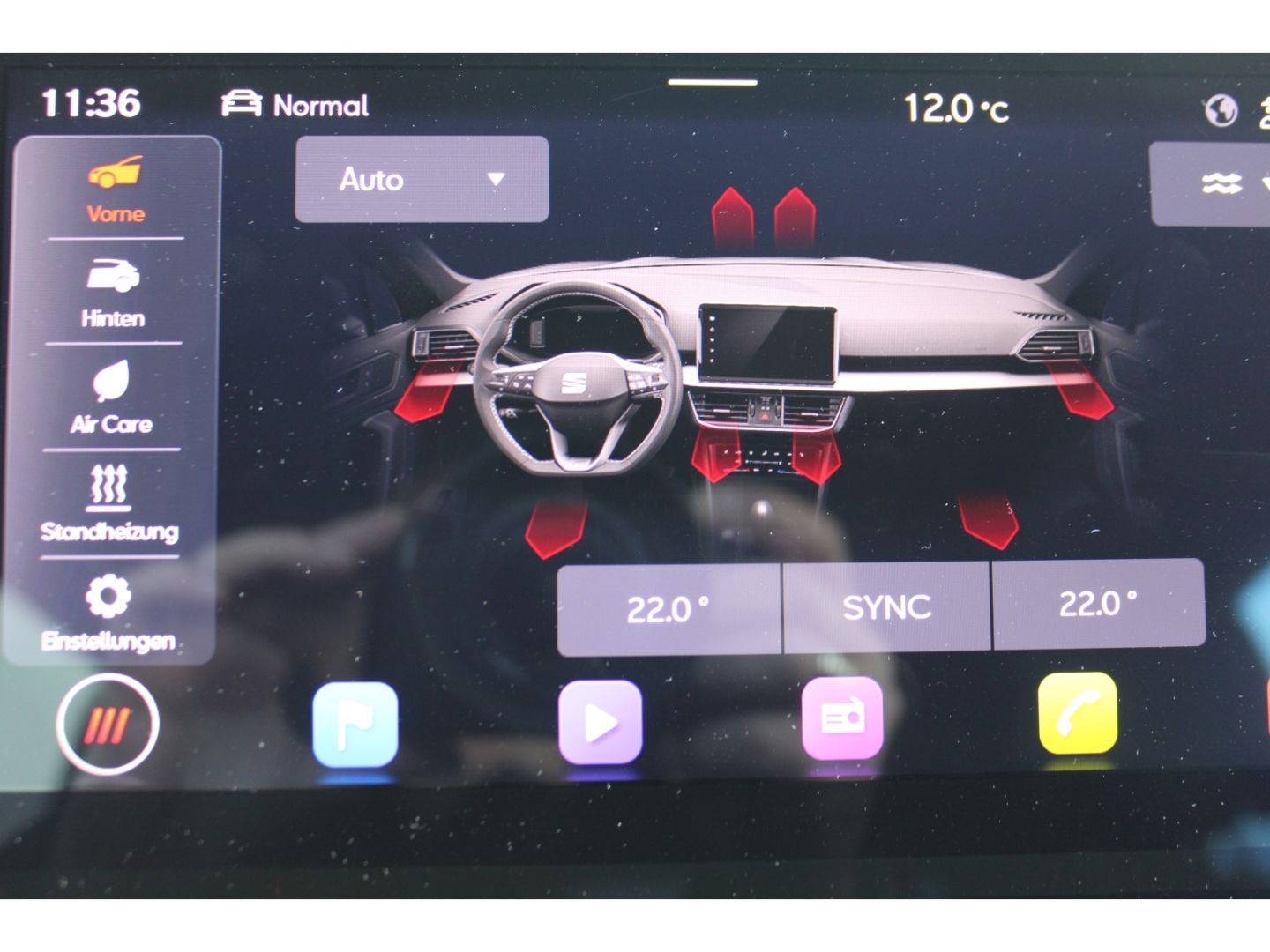 Fahrzeugabbildung SEAT Tarraco Xcellence 4Drive Pano LED ACC AHK StHZg