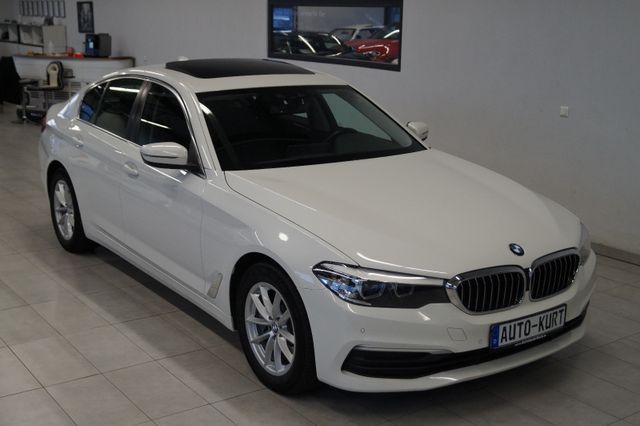 BMW 530 dA xDrive*Navi*Glasdach*PDC*Shz*1.Hand