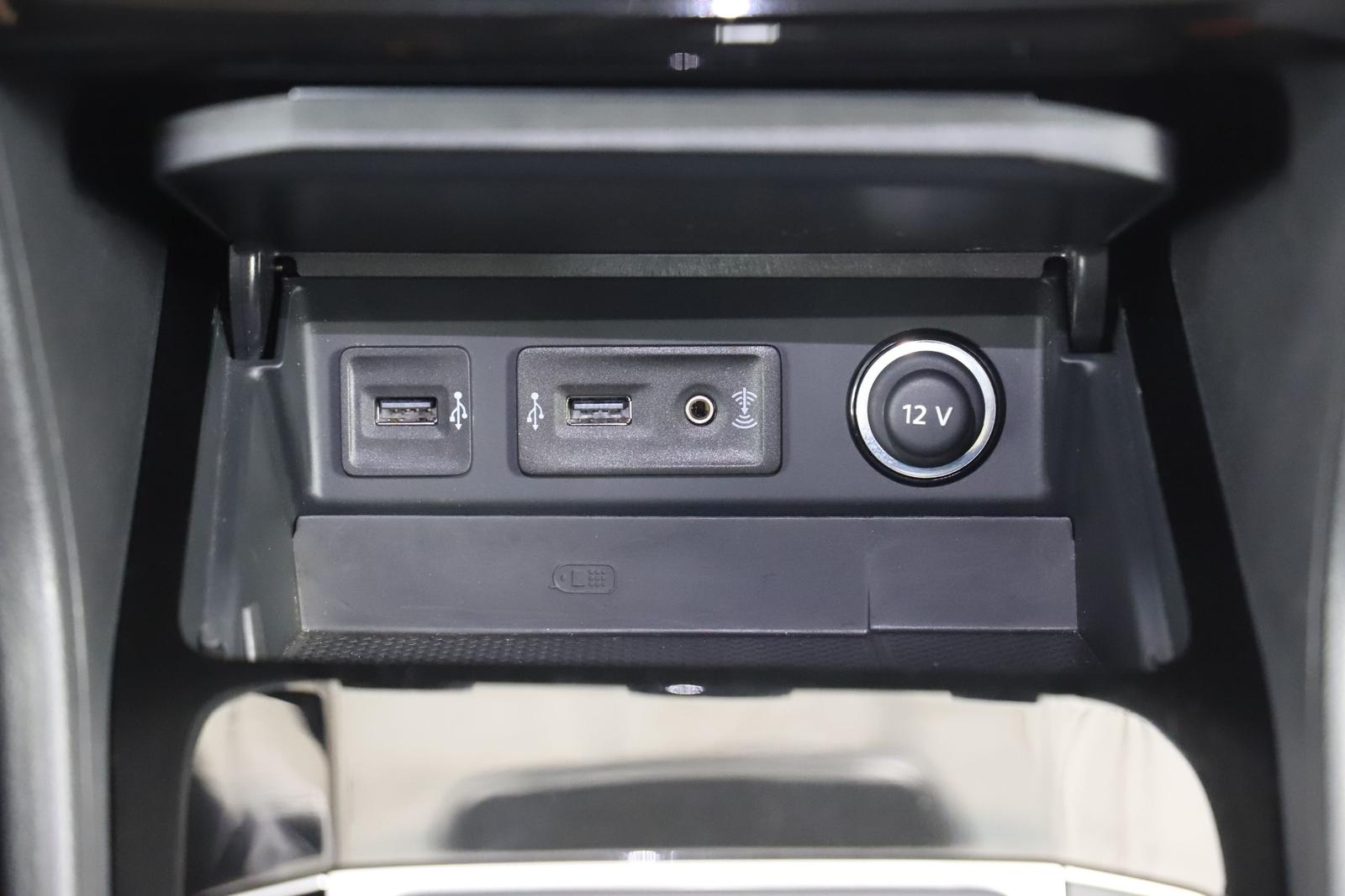 Volkswagen Golf 7 Sportsvan 1.4TSI 125PS DSG R Line Pano 1H