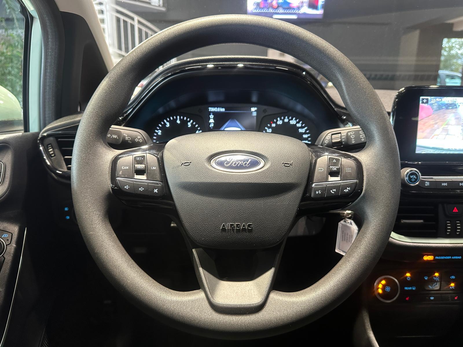 Ford FIESTA 1.1 5T C&C NAVI KAMERA ACT,PARK WINTERPAK