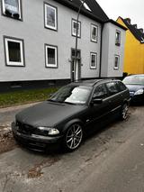BMW e46 320i ganz oder teile - BMW 320 aus 2000: Kombi, 320i