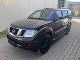 Nissan Pathfinder 3.0 dCi LE.SHZ.AHK.7 Sitzer - gebrauchte Nissan Pathfinder aus dem Jahr 2011