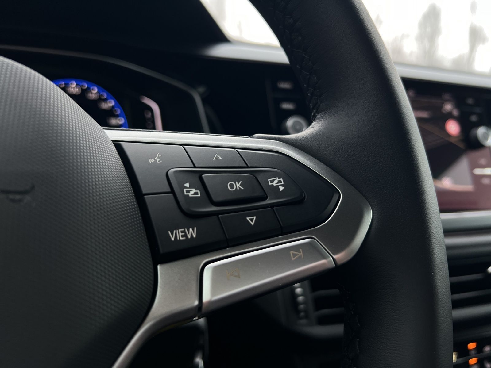 Polo R-Line 1.0 TSI DSG LED*Navi*SHZ