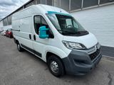 Citroën Jumper - Citroën Jumper aus 2016 mit Diesel-Antrieb: Kleinbus