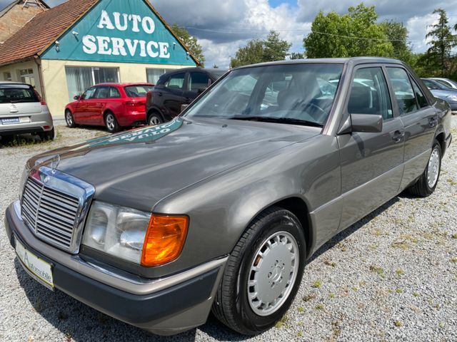 Mercedes-Benz E 260  W124 * Top Zustand* TÜV 05/2025*