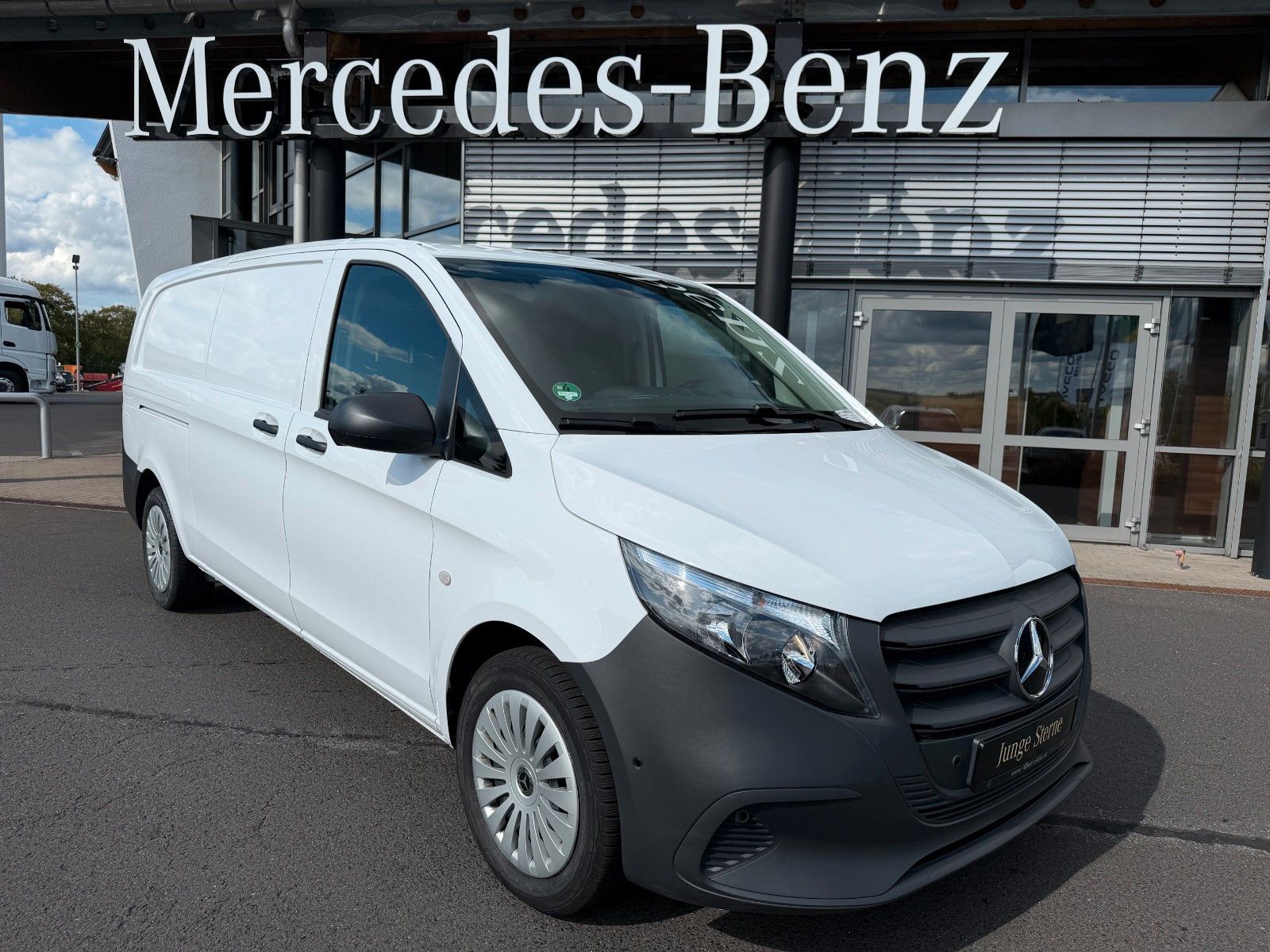 Fahrzeugabbildung Mercedes-Benz Vito 116 CDI 9G Extralang Klima MBUX