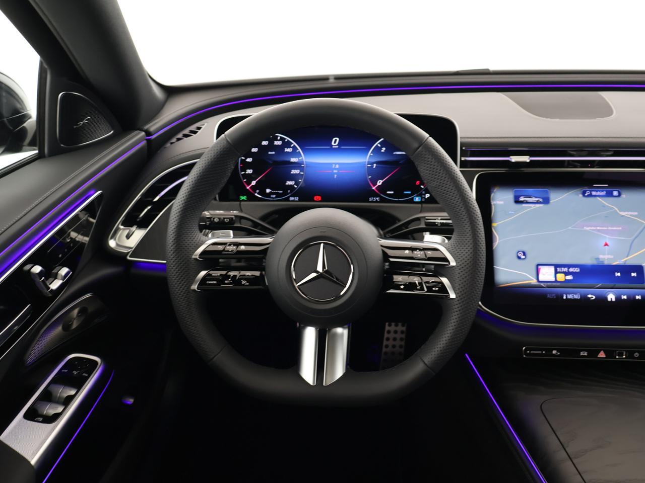 Mercedes-Benz E 220 d T AMG Digital Light Night Burmester MBUX
