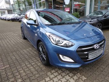 Hyundai i30 blue 1.4 Trend