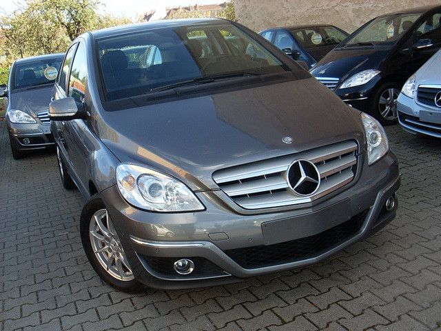 Mercedes-Benz B 160 Aktiver Park-Assistent
