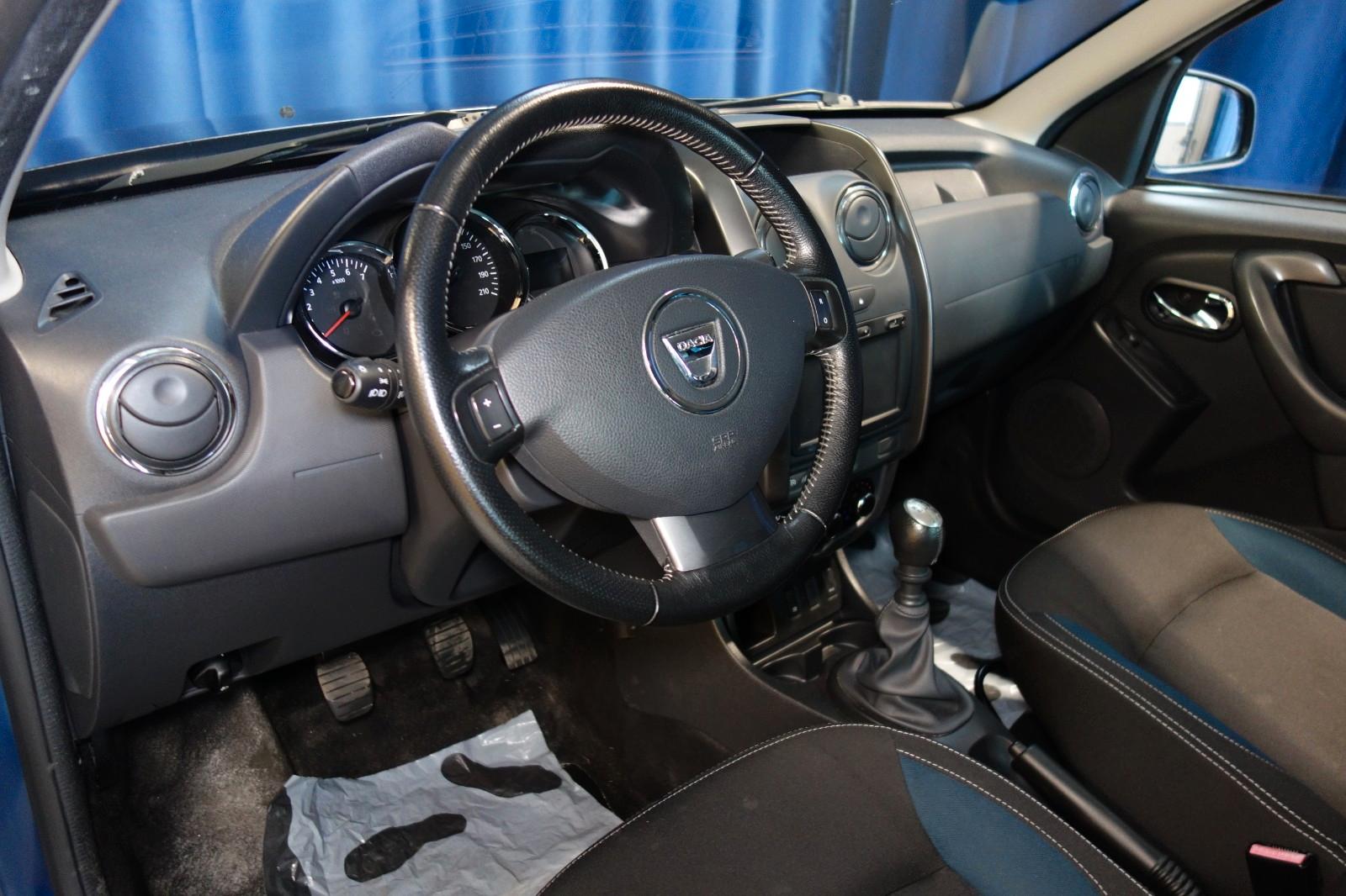 Dacia Duster  Celebration 4x2"Motorschaden"