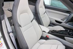 PORSCHE Targa 4 GTS /  BURMESTER / MATRIX /  CHRONO