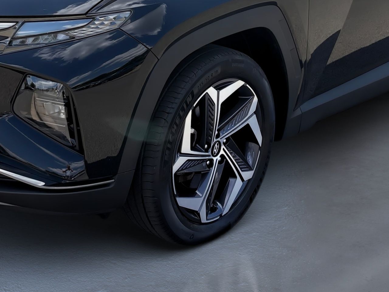 Fahrzeugabbildung Hyundai TUCSON TREND PHEV *LED*NAVI*KAMERA*SHZ*CARPLAY*