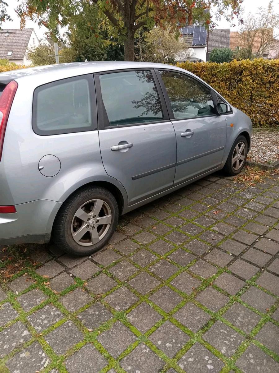 Ford C-MAX 2005 — rear view