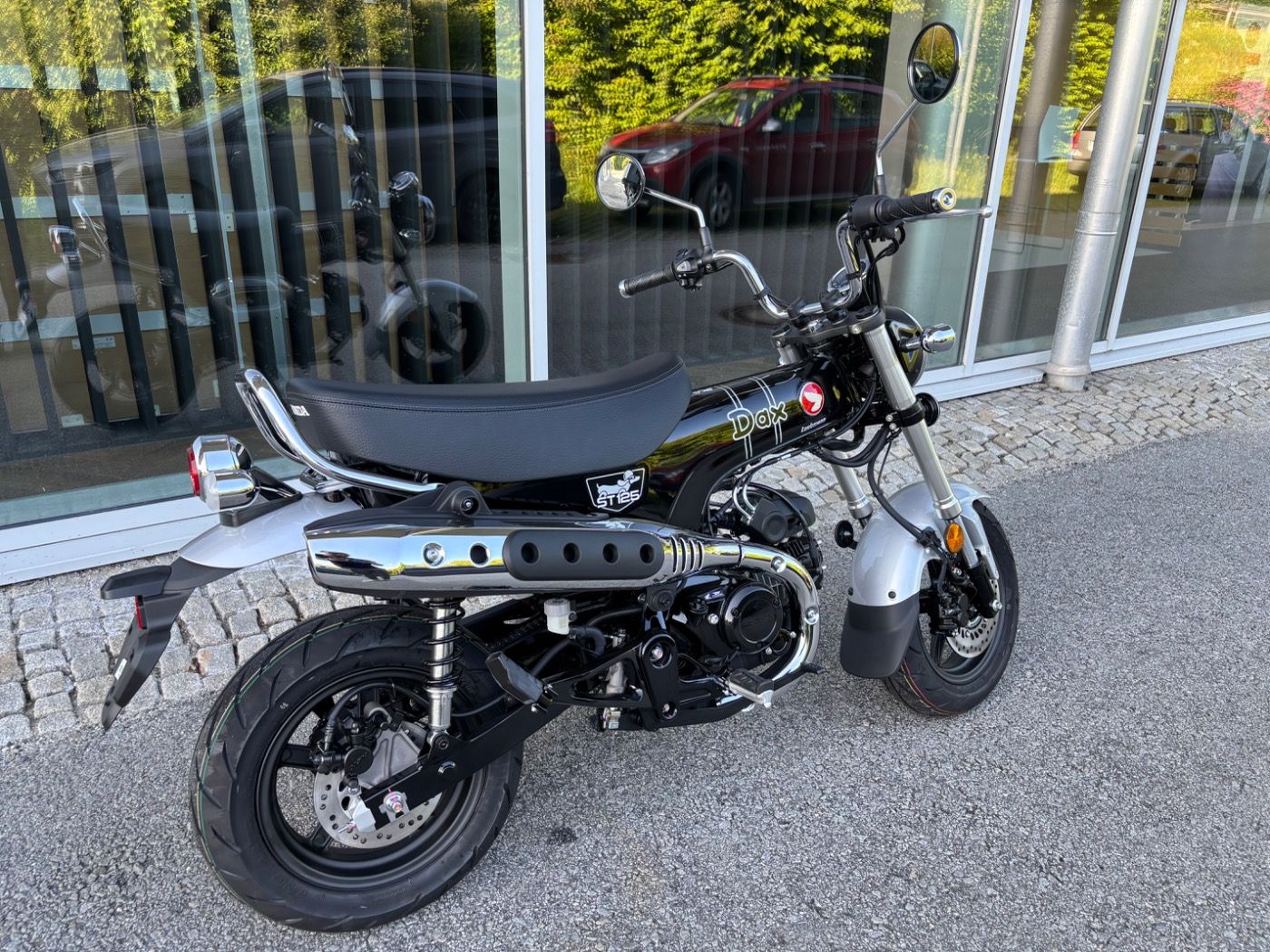Fahrzeugabbildung Honda ST 125 DAX 2025