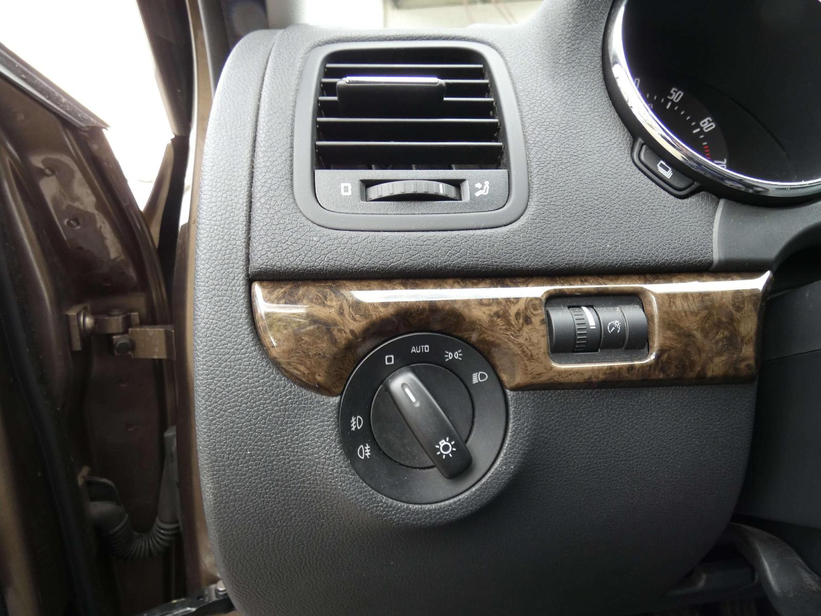 Skoda Yeti 1.4 TSI 122 ch – Elegance Plus – 1re main – Toit panoramique – Xénon – Park Assist – 140 500 km
