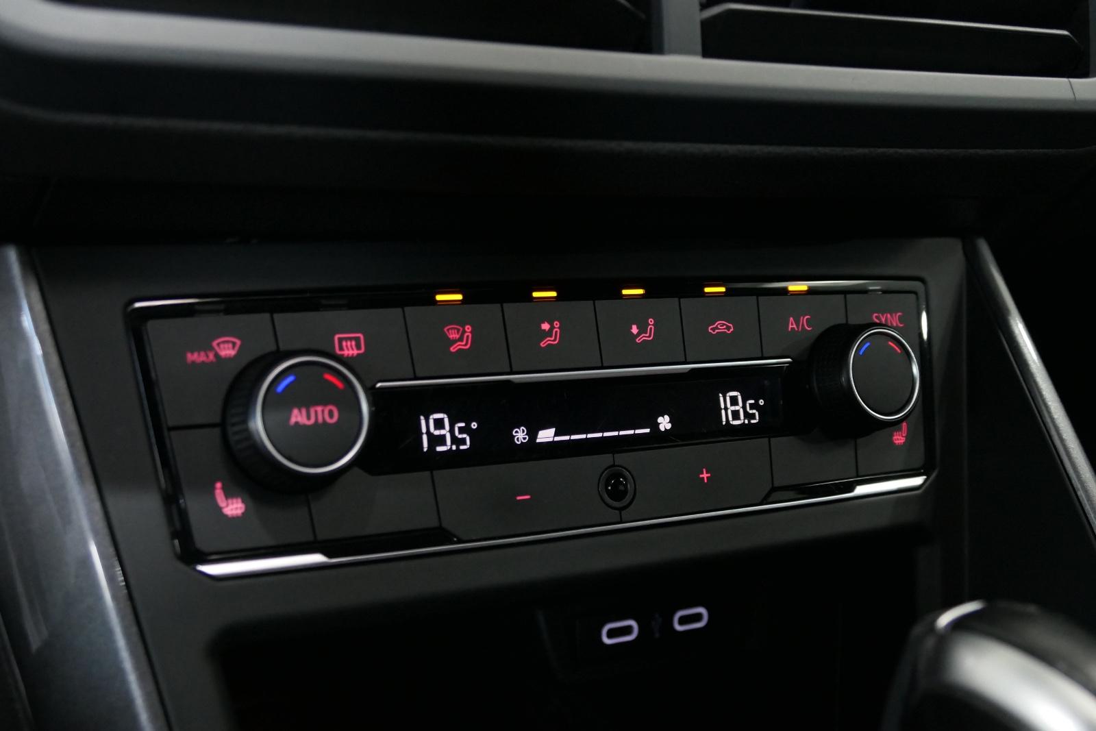 Volkswagen Polo VI GTI DSG *Pano*Activeinfo*Keyless*Brescia, миниатюра 18