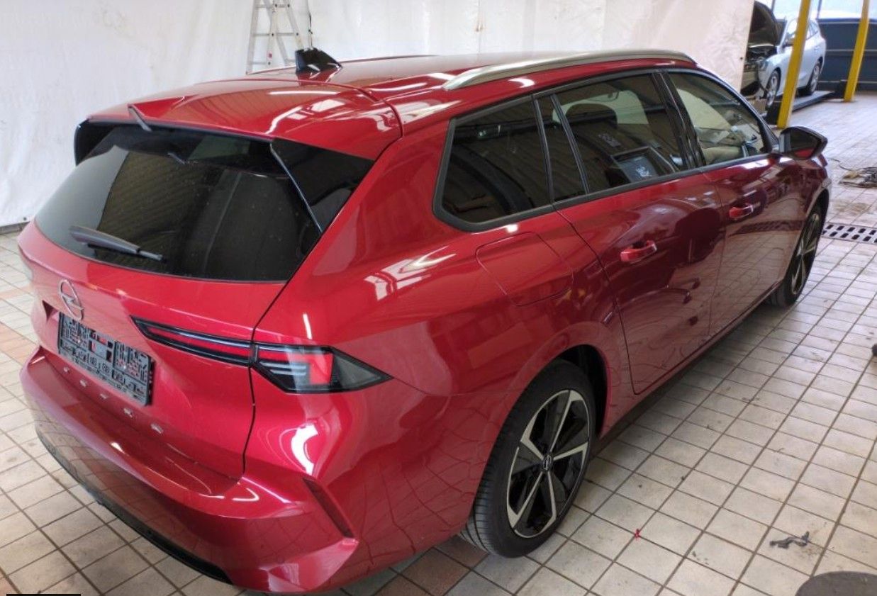 Fahrzeugabbildung Opel Astra L ST 1.5D ELEGANCE NAVI/LED/KAMERA/SHZ/DAB