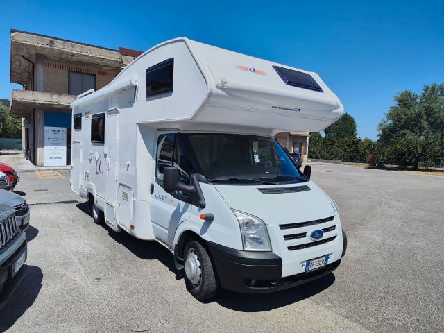 Ford Transit camper 6 posti x noleggio