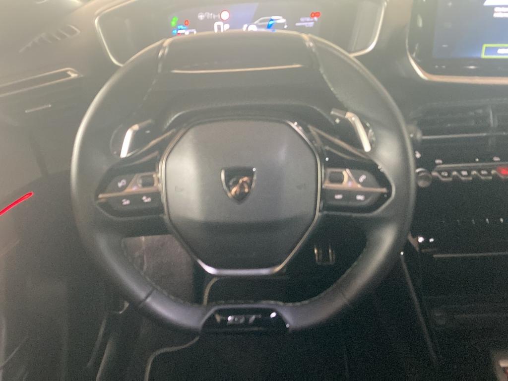 Peugeot 2008 Hybrid GT AT Shz Navi Kamera 360 PDC v+h