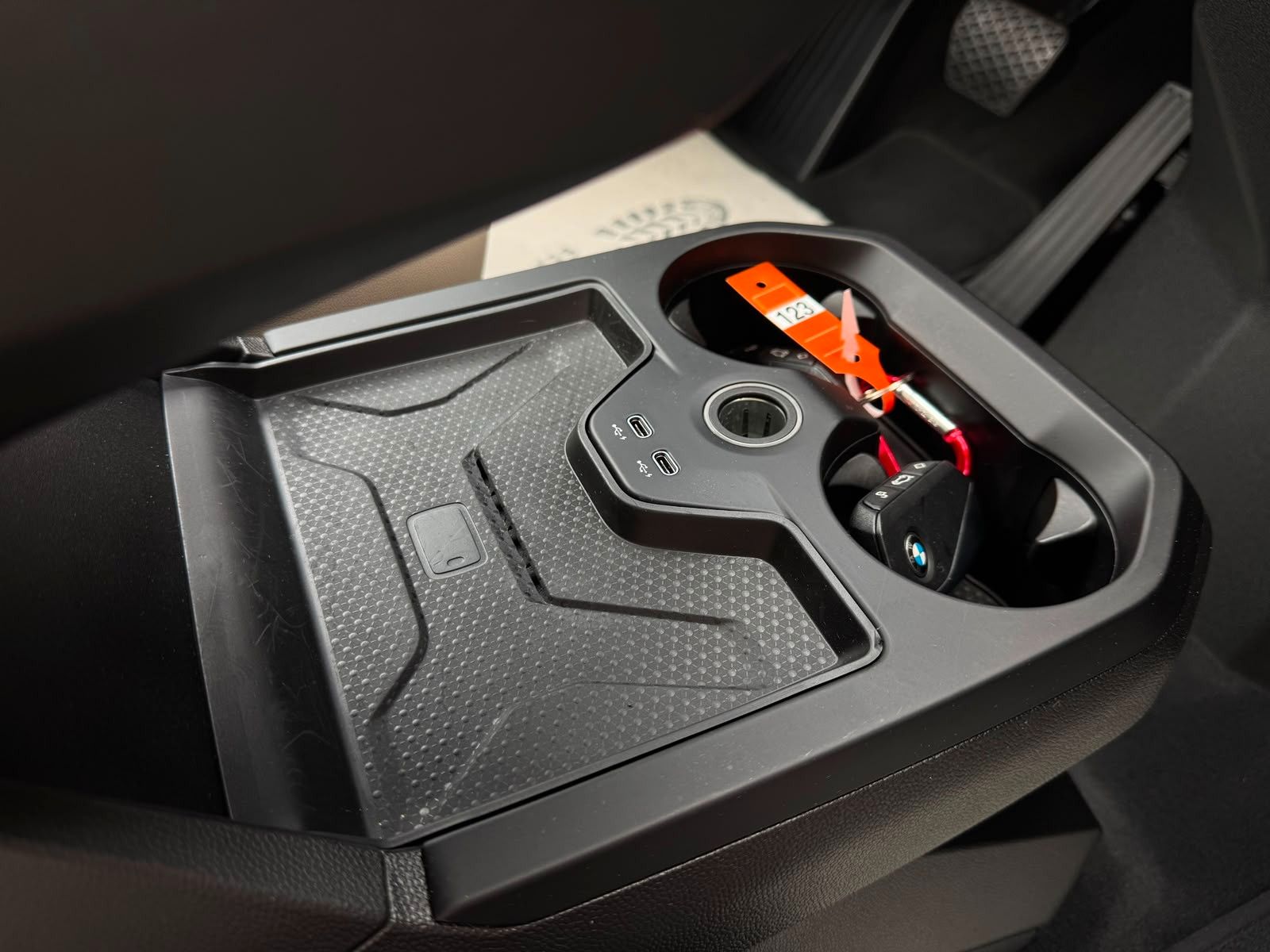 Fahrzeugabbildung BMW iX 50, Wärmekomfort,HUD,Laser,360K.,Pano,AHK,+WR