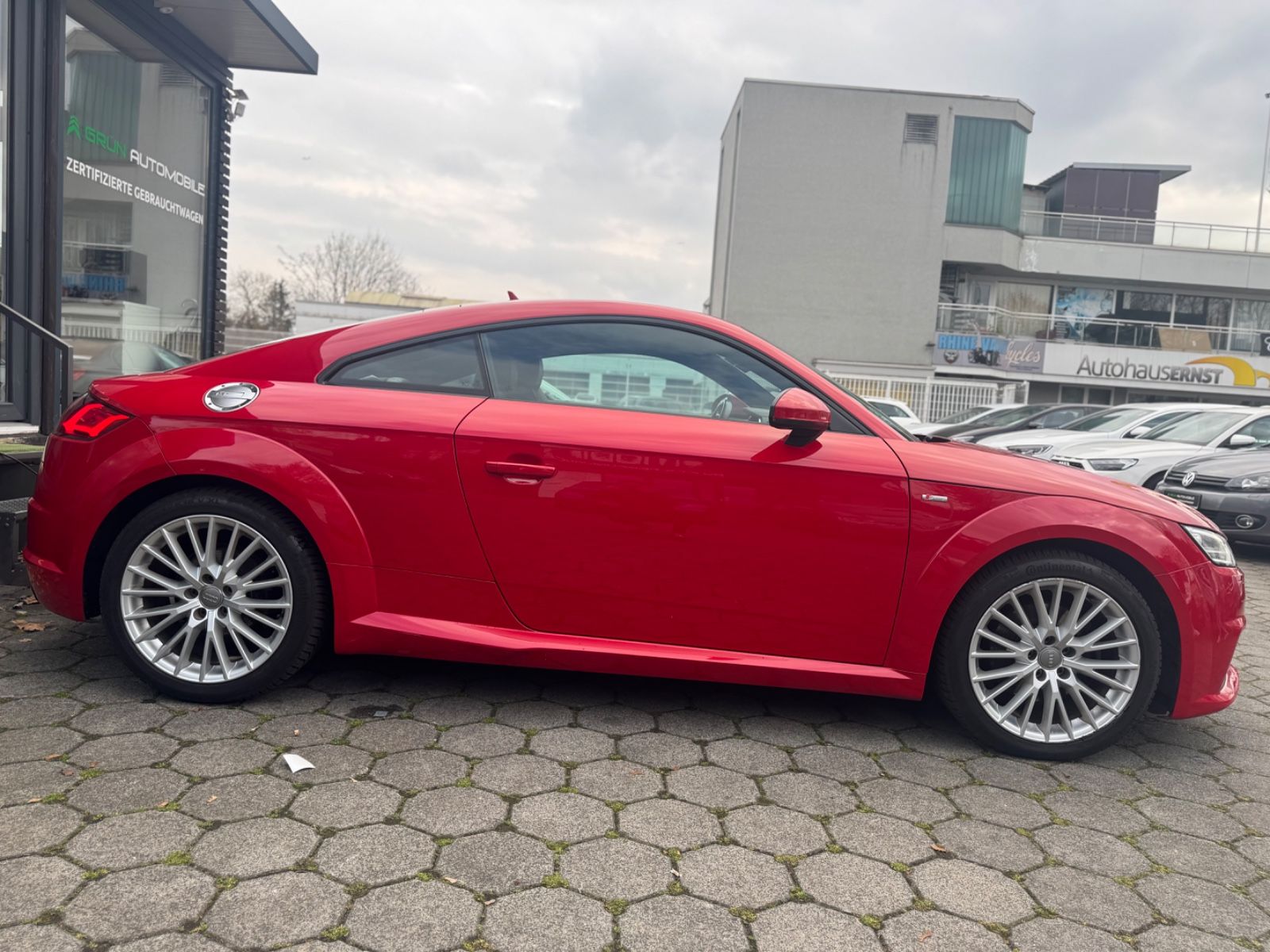 Fahrzeugabbildung Audi TT Coupe 1.8 TFSI S-Line*LED*Teilleder*Bi-Xenon