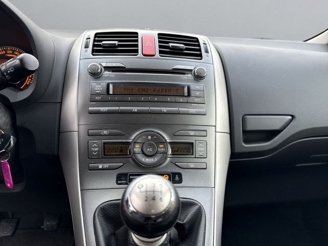 Auris Life *KLIMAAUTOMATIK+PDC HINTEN+ALU+CD