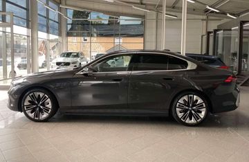 Bild 8 BMW 550 550e xDrive LED Pano Live Cockpit Prof. ACC H&K