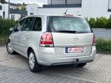 Opel Zafira Edition*Garantie*7-Sitze*Automatik*1.Hand - Opel Gebrauchtwagen von 2007
