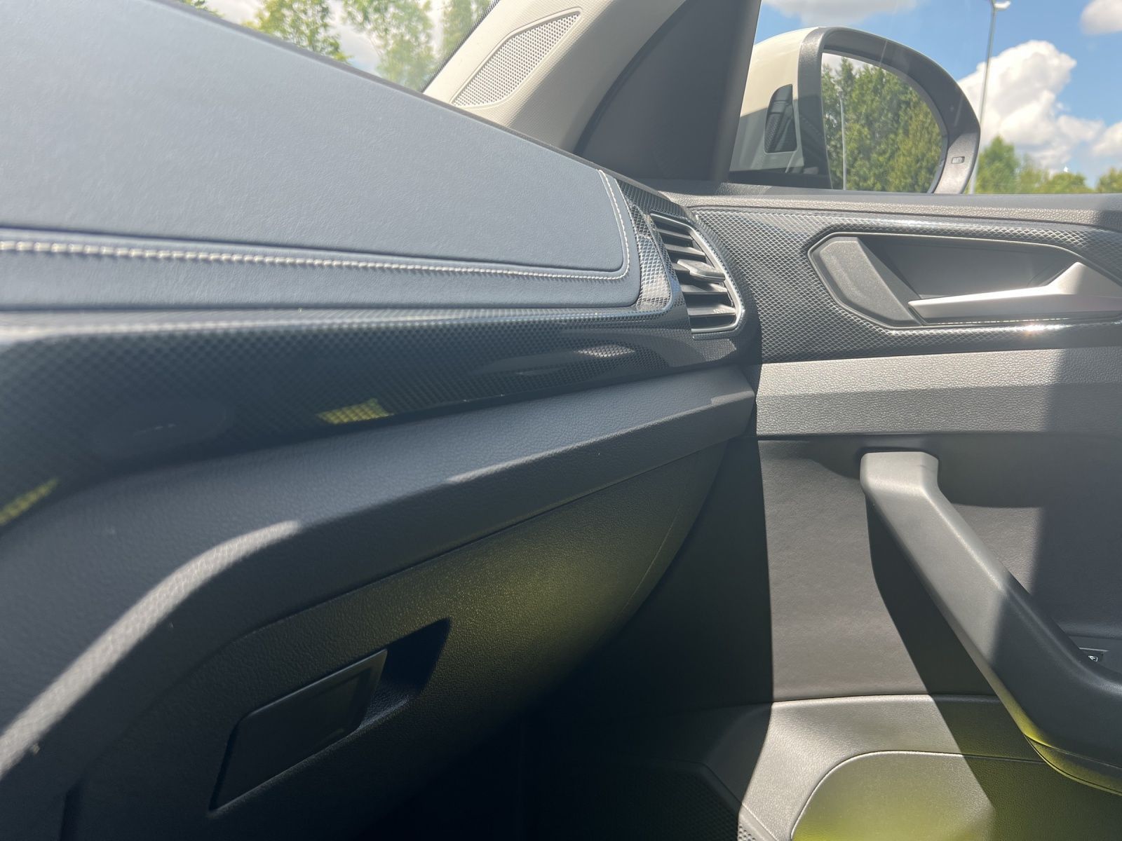 T-Cross Style 1.5 TSI DSG AHK*ACC*Navi*CarPlay